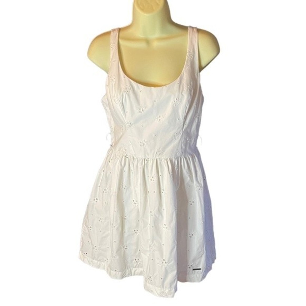 Abercrombie & Fitch White Eyelet Lace Mini Length Sundress, Size 8